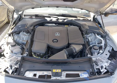 2024 Mercedes-Benz Cle 300 4Matic z USA, uszkodzony, nr VIN W1KMJ4HB3RF041704